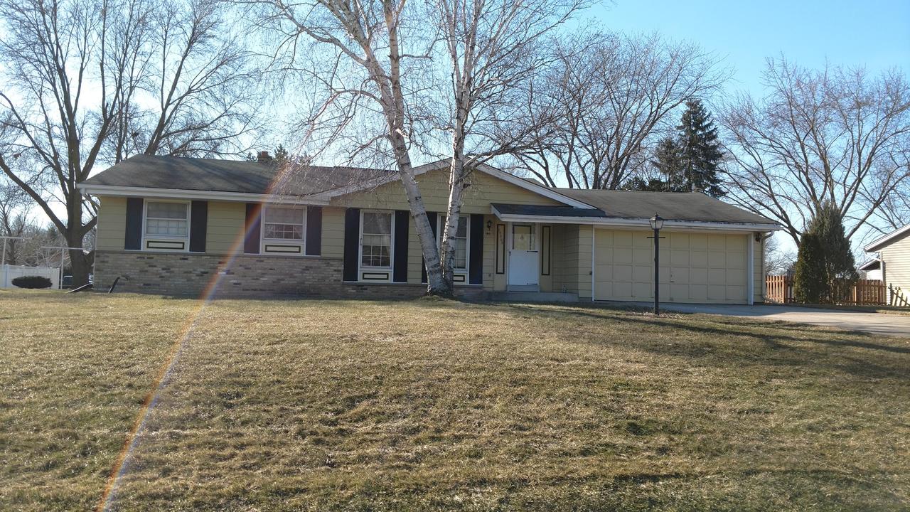 14405 W Butternut Tr., New Berlin, WI 53151