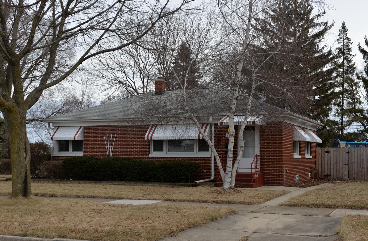 2301 West Lawn Ave, Racine, WI 53405