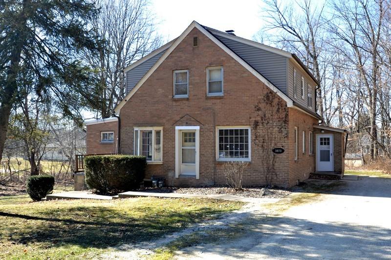 3873 S 104th St., Greenfield, WI 53228