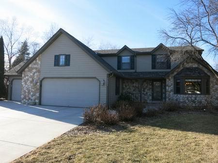 7521 S Mission Hills, Franklin, WI 53132