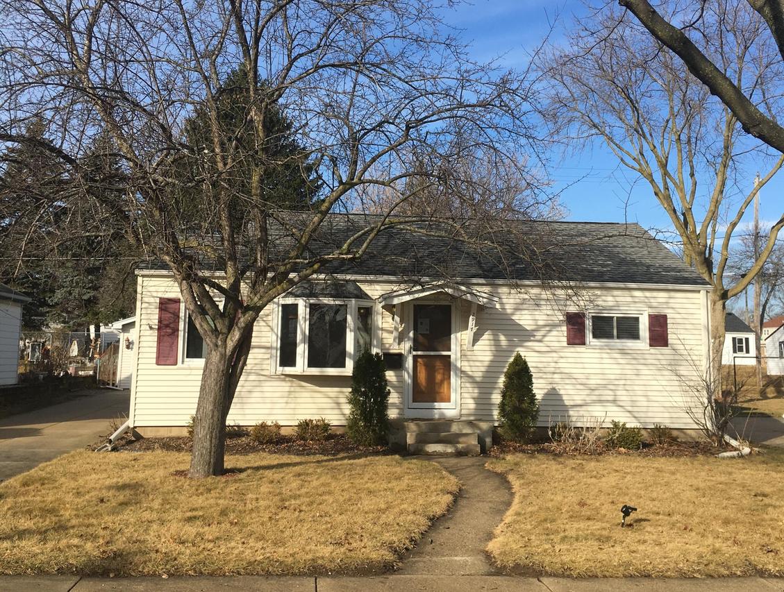 2917 S 68th St., Milwaukee, WI 53219