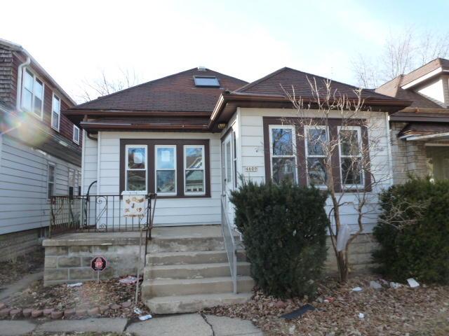 4609 N 41st St., Milwaukee, WI 53209