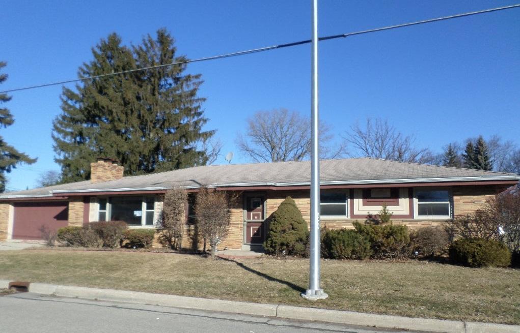 9710 W Fiebrantz Ave., Wauwatosa, WI 53222