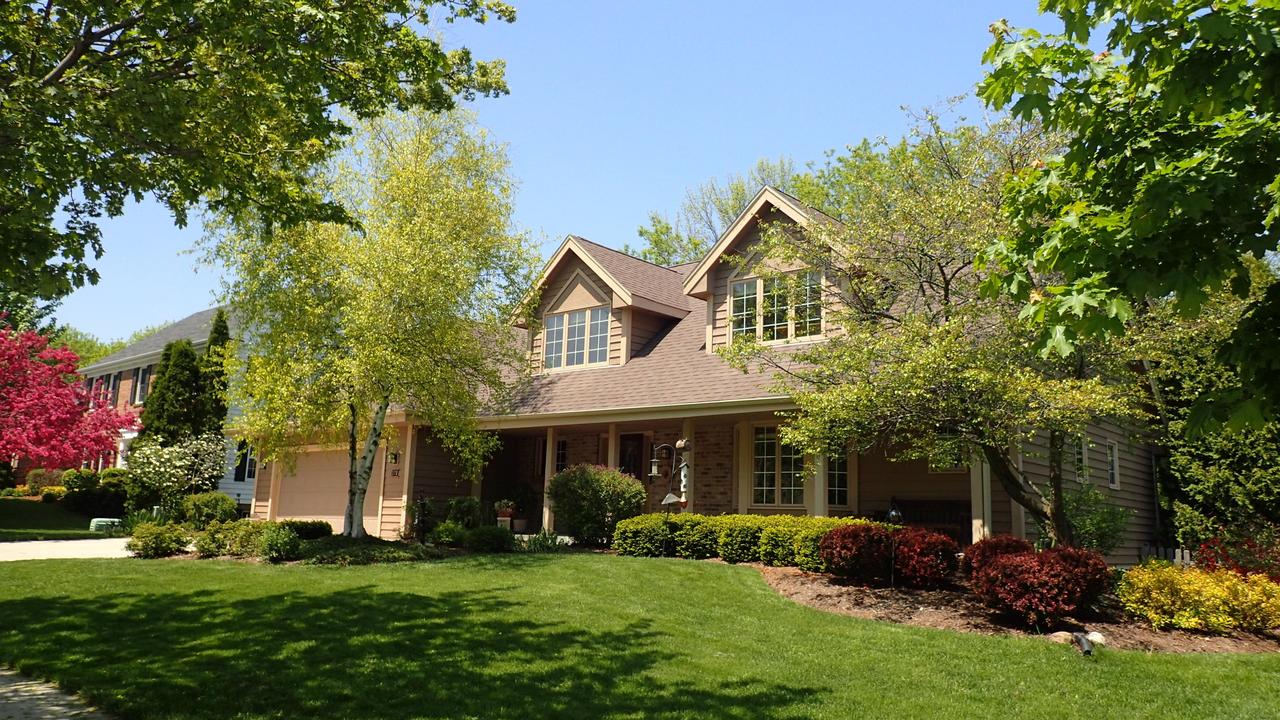 378 W Chestnut Ln., Grafton, WI 53024