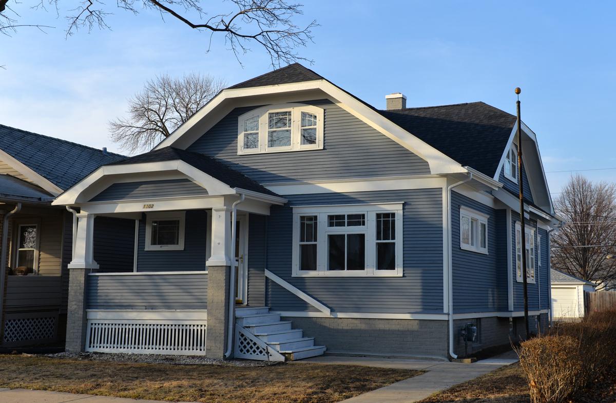 1102 Walton Ave, Racine, WI 53402