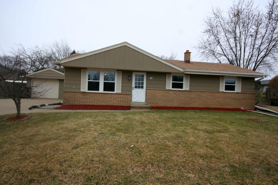 1617 Clark Ct., South Milwaukee, WI 53172