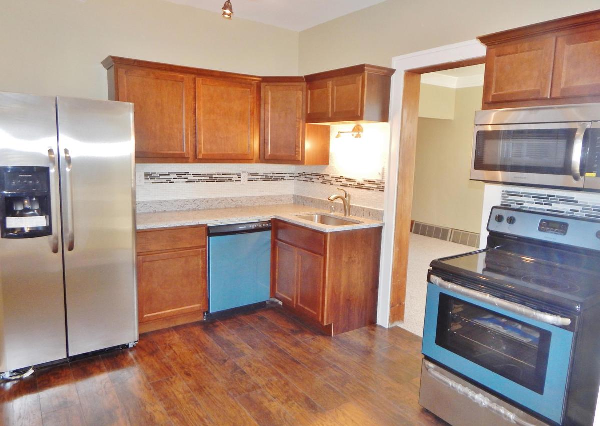 1101 S 46th St, West Milwaukee, WI 53214