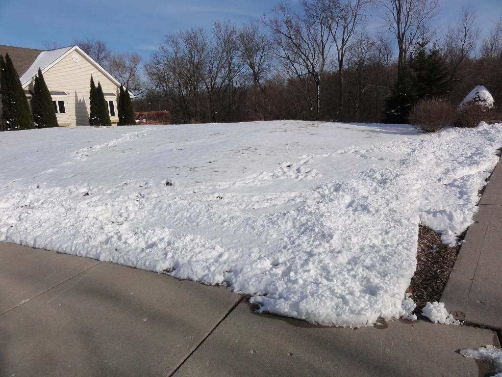 N162W19849 Riverview Dr, Jackson, WI 53037