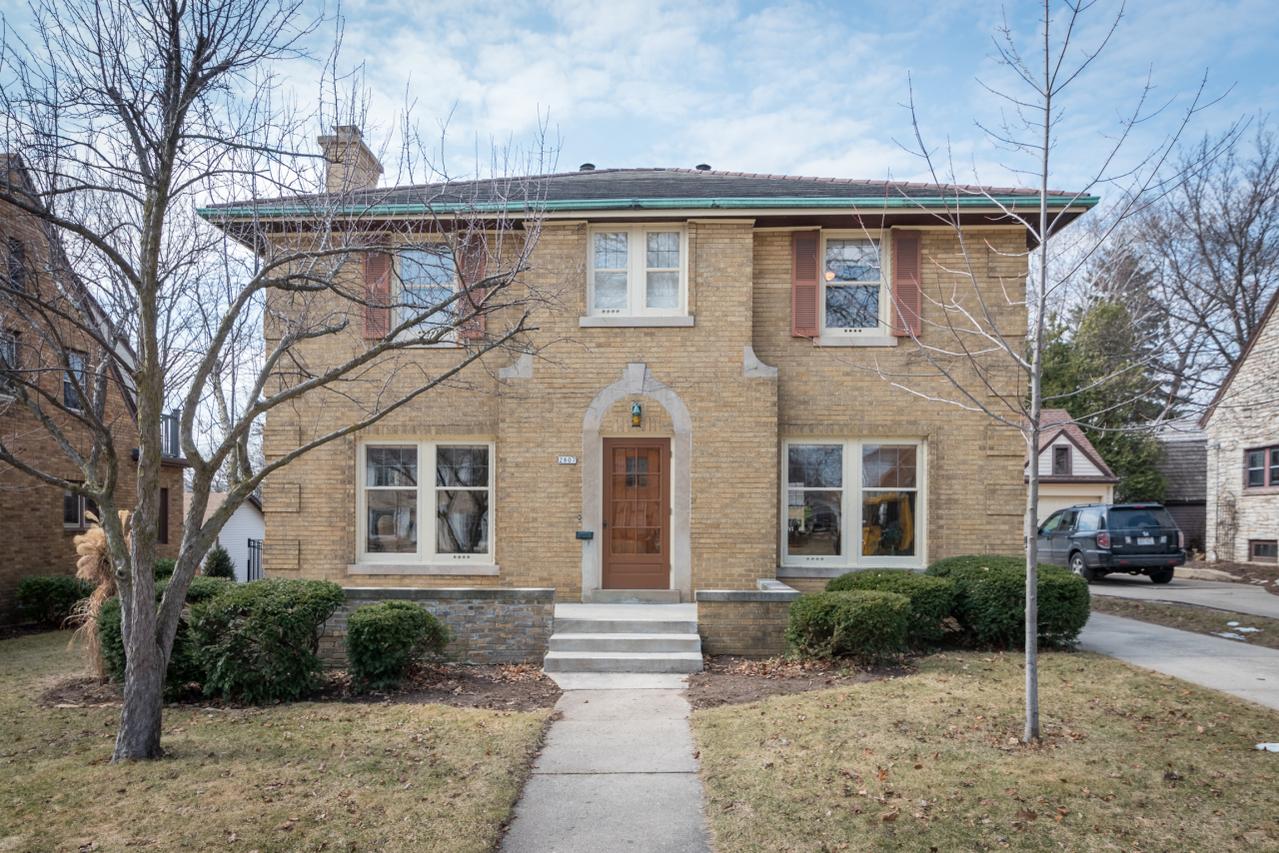 2807 N 71st St, Milwaukee, WI 53210
