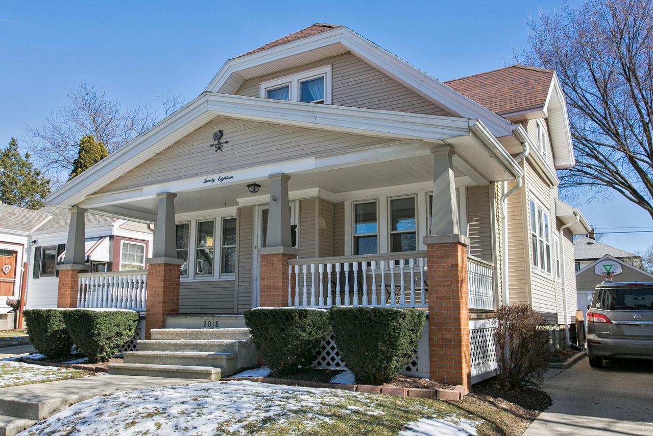 2018 S 83rd St, West Allis, WI 53219