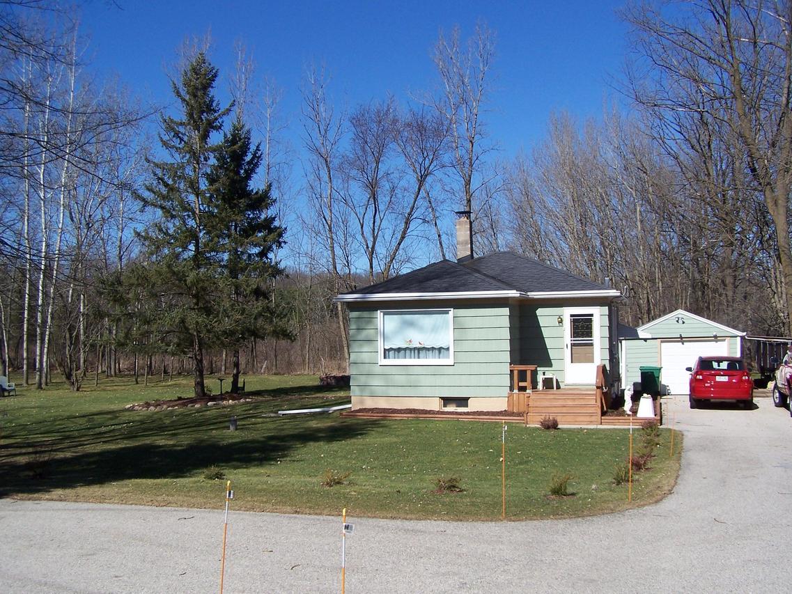 4004 County Line Q, Richfield, WI 53017