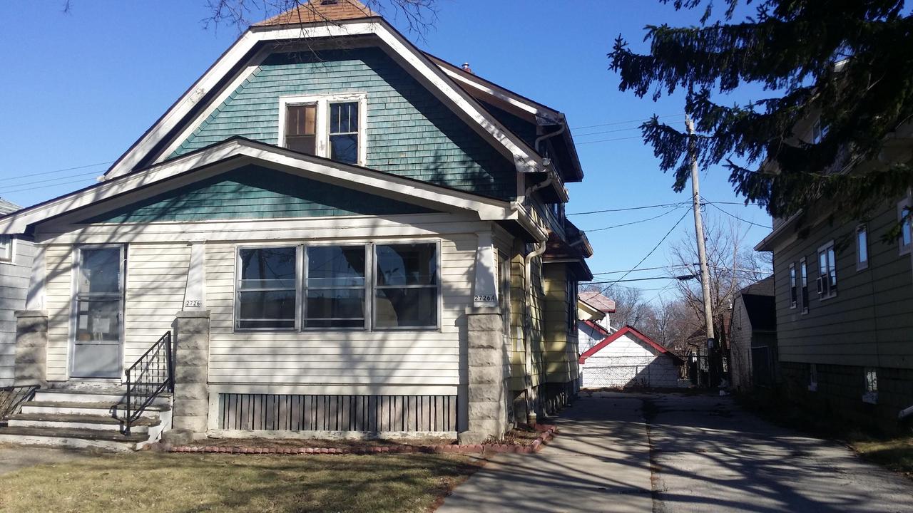 2726 N 58th St #2726A, Milwaukee, WI 53210