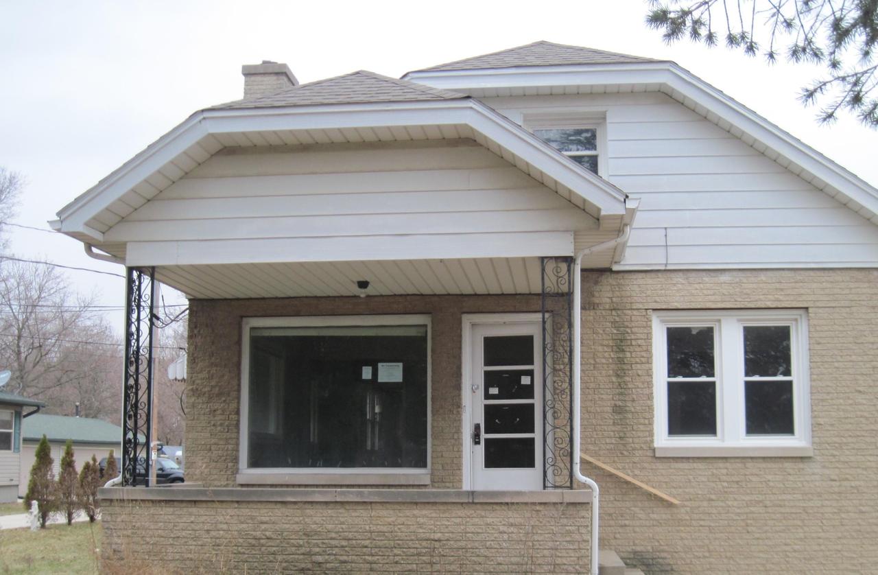 2670 4 1/2 Mile Rd, Caledonia, WI 53402