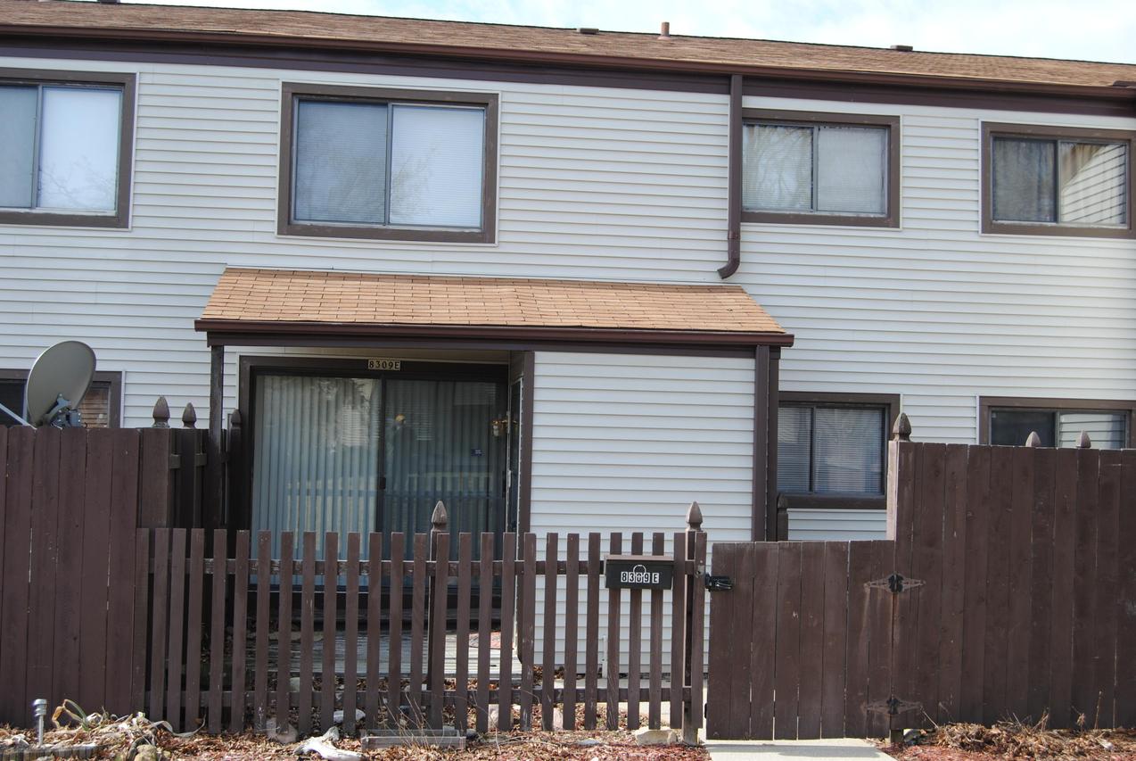 8309 N 107th St #E, Milwaukee, WI 53224