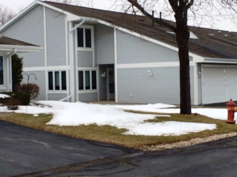 219 Hartford Sq., Hartford, WI 53027