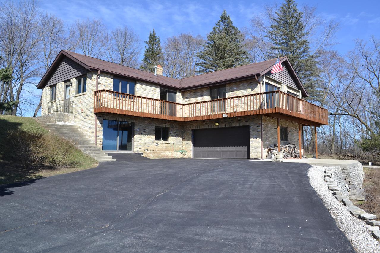 W309S10050 County Road I, Mukwonago, WI 53149