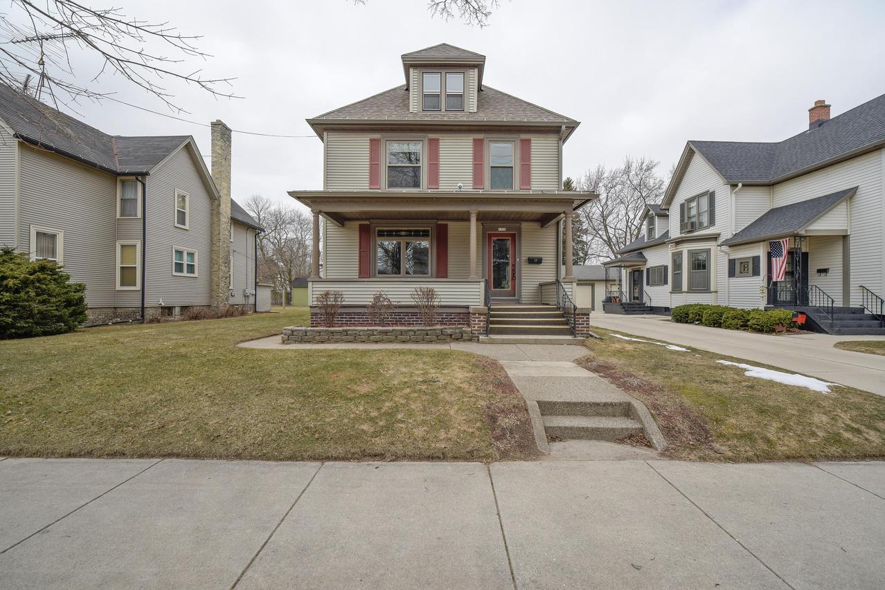 1720 N 7th St, Sheboygan, WI 53081