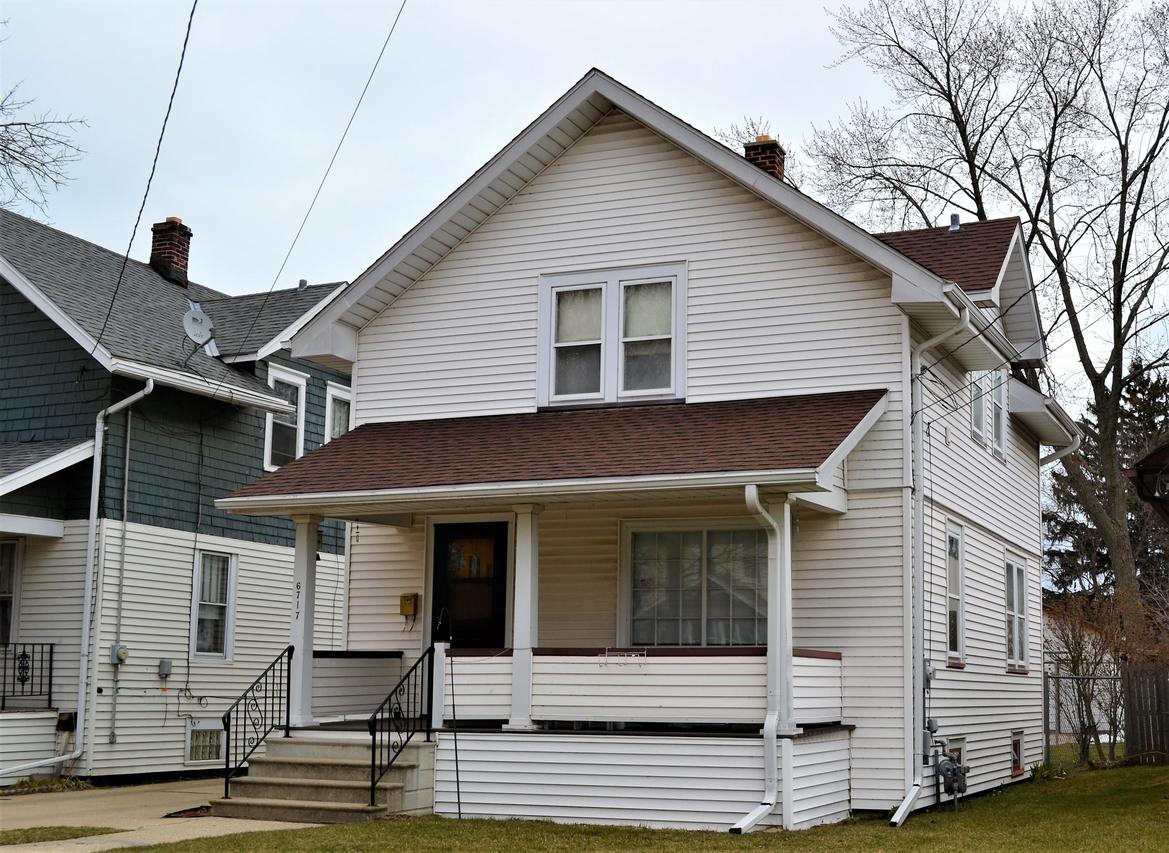 6717 12th Ave, Kenosha, WI 53143