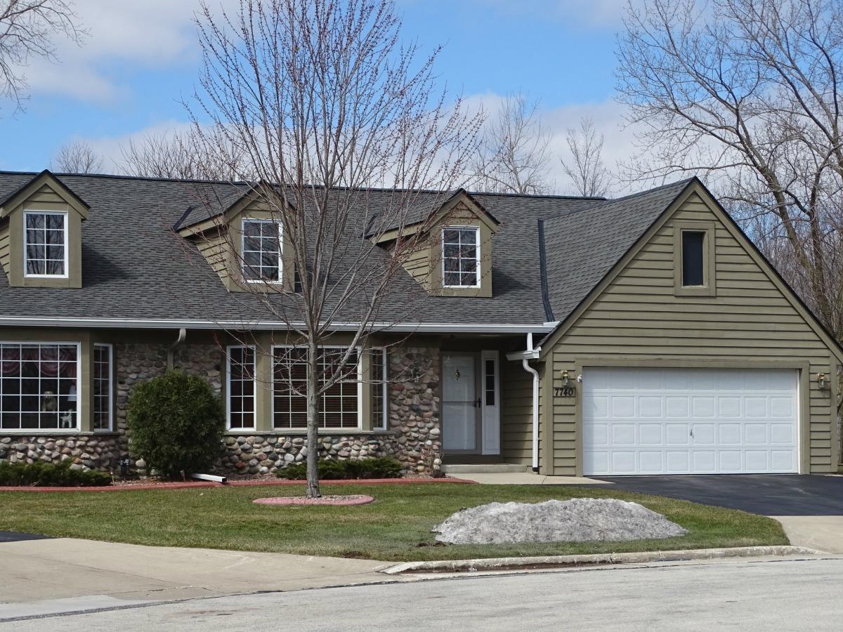 7745 W Cedar Ridge, Franklin, WI 53132