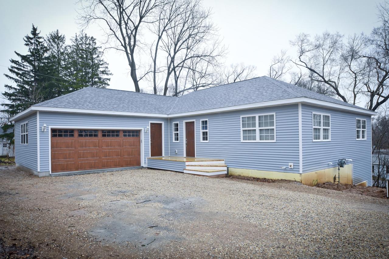 N9162 Elm St, East Troy, WI 53120