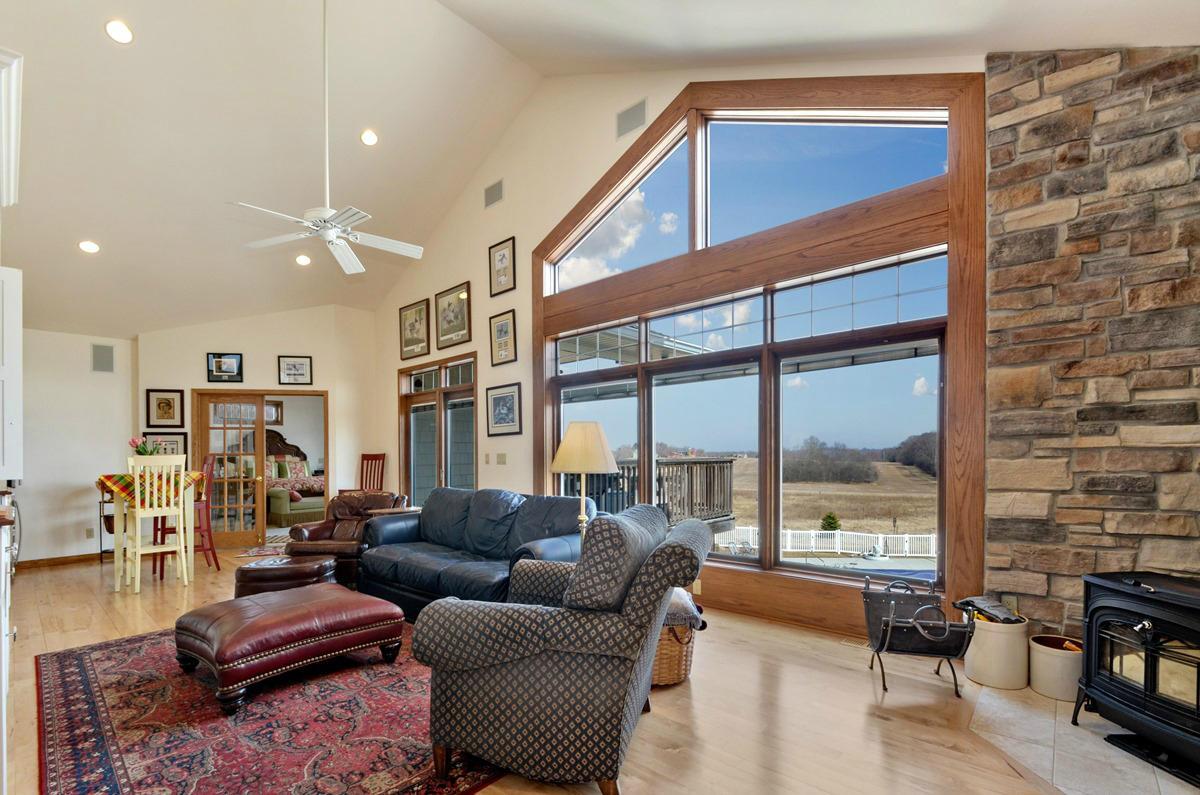 11604 N Granville Rd, Mequon, WI 53097