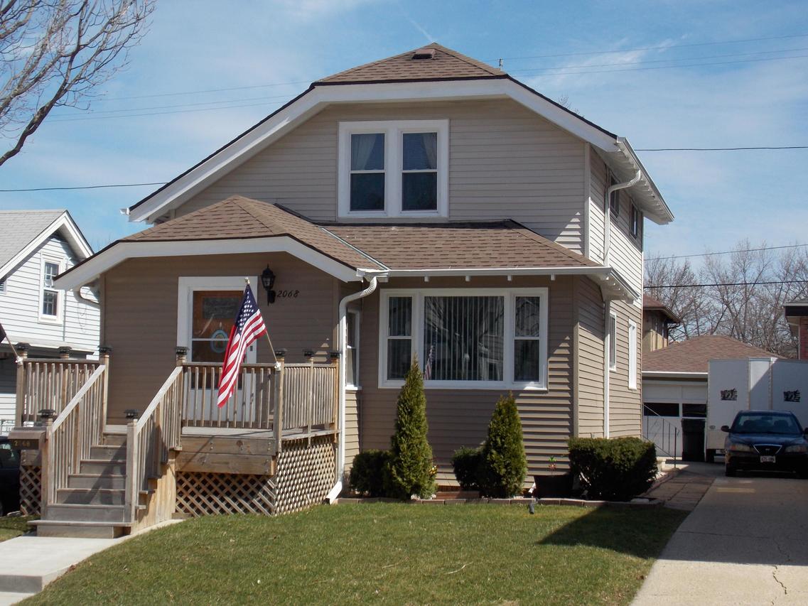 2068 S 83rd St., West Allis, WI 53219