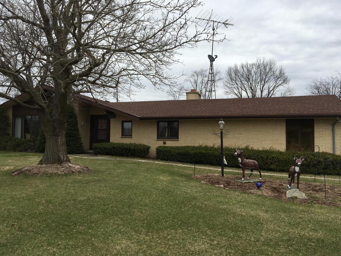 W1360 County Road Cw, Ixonia, WI 53094