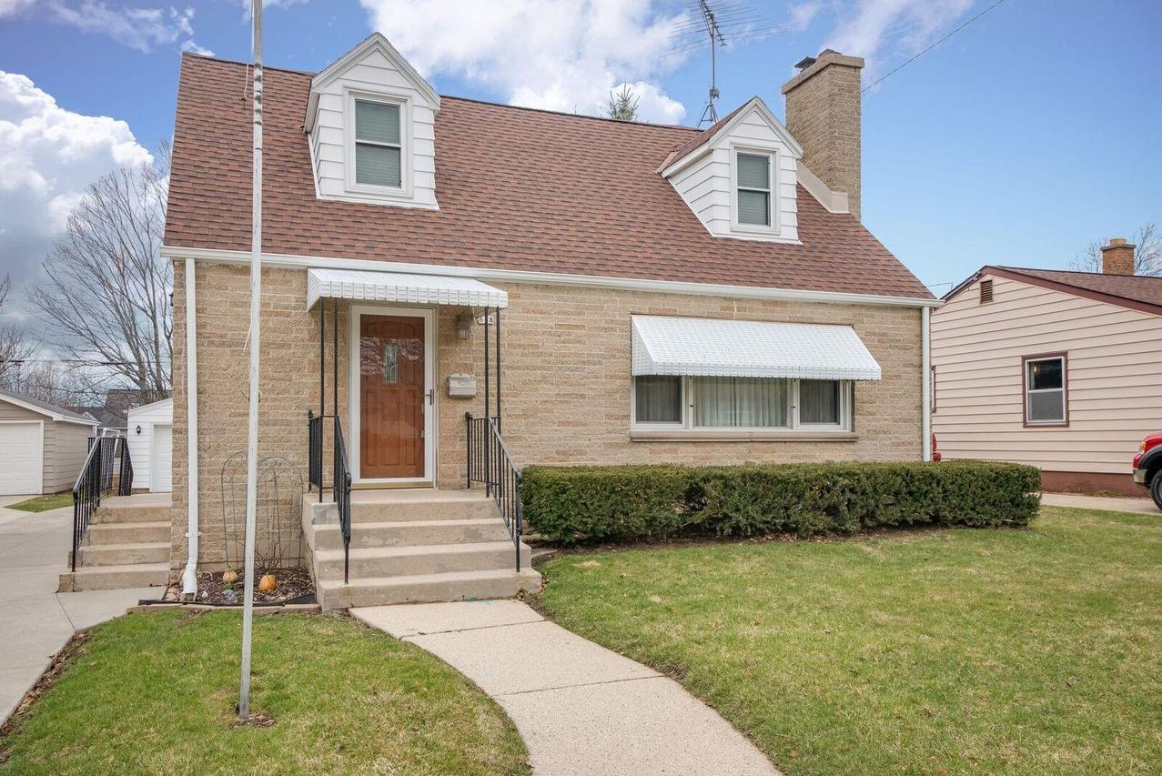 618 Fair St., West Bend, WI 53090