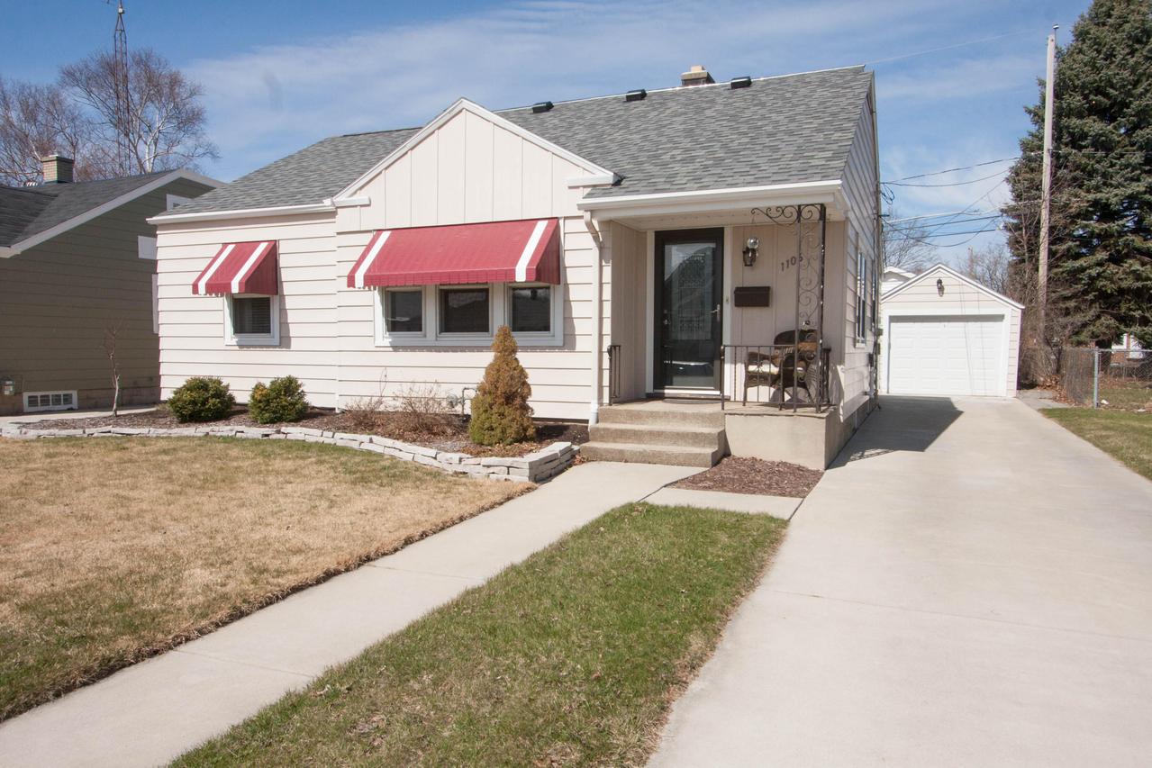 1106 Melvin Ave, Racine, WI 53402