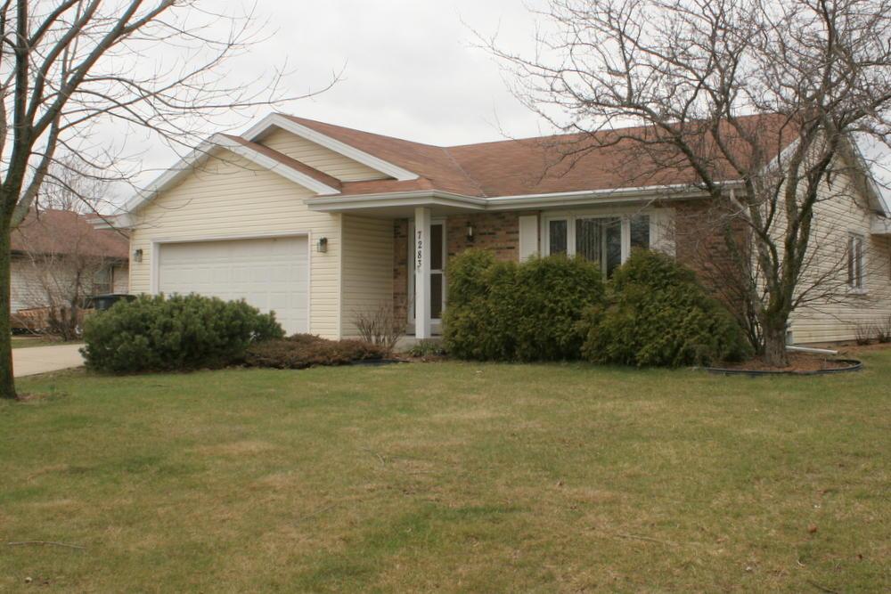 7283 S Countryside Dr., Franklin, WI 53132