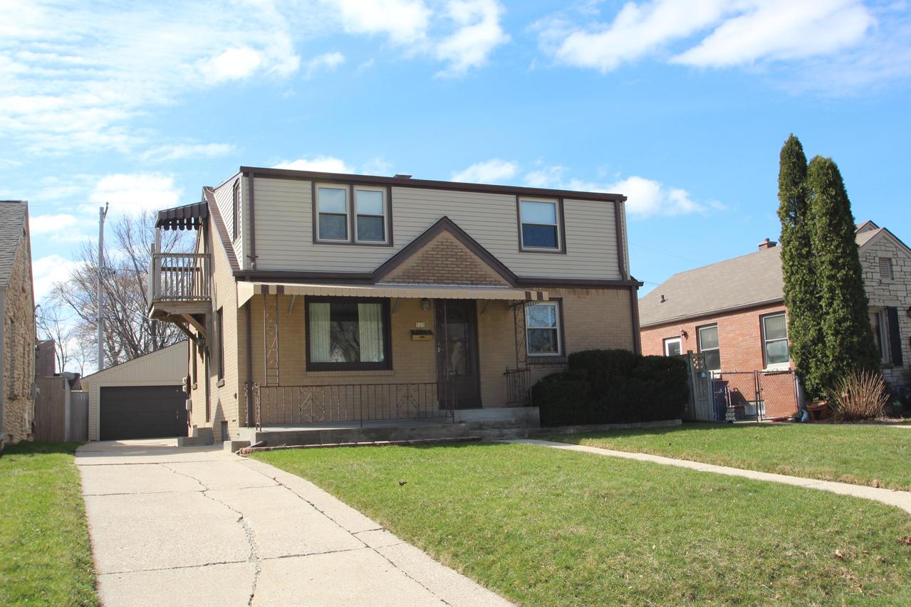 525 E Bolivar Ave, Milwaukee, WI 53207