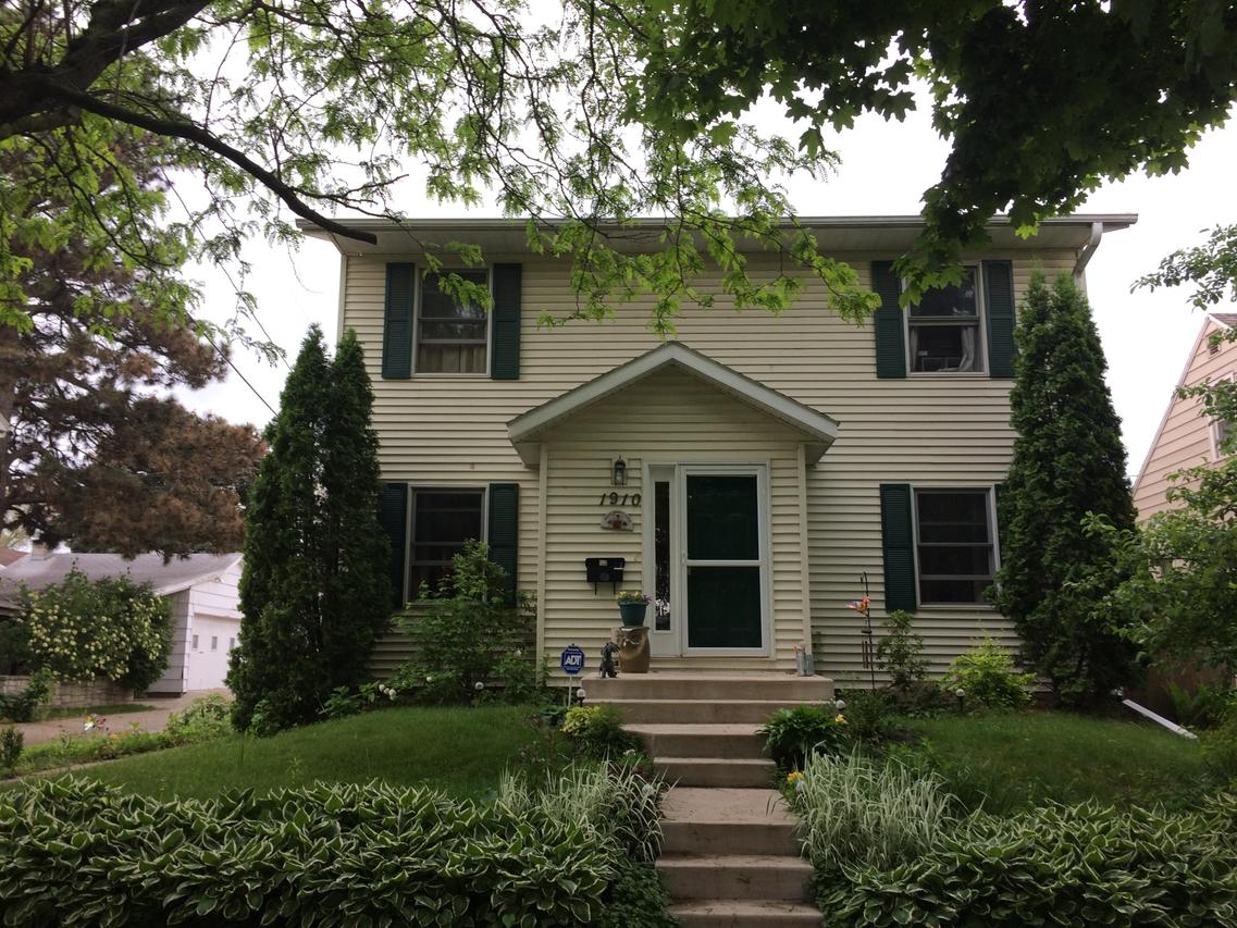 1910 16th St., La Crosse, WI 54601