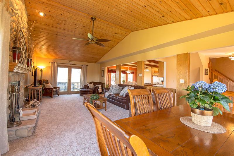 W243S7385 Regency Ct., Vernon, WI 53189