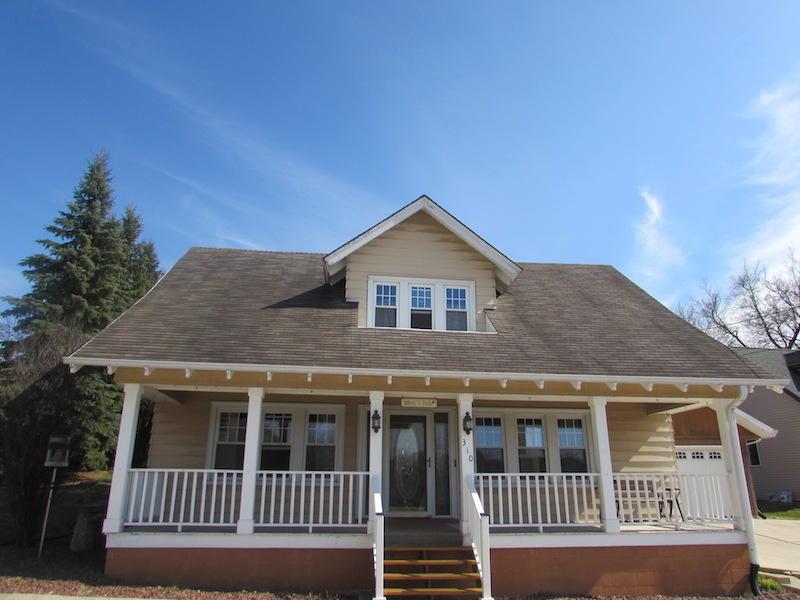 310 Elm St, Slinger, WI 53086