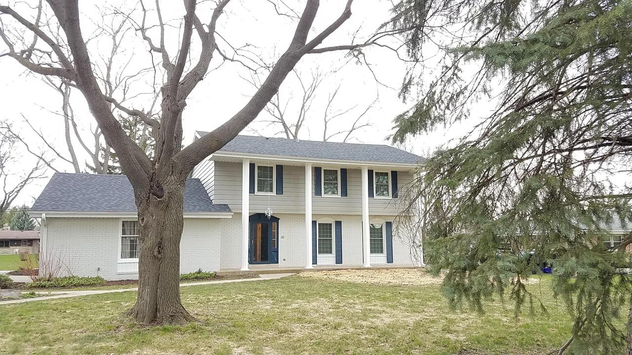 1605 N Brookfield Rd, Brookfield, WI 53045