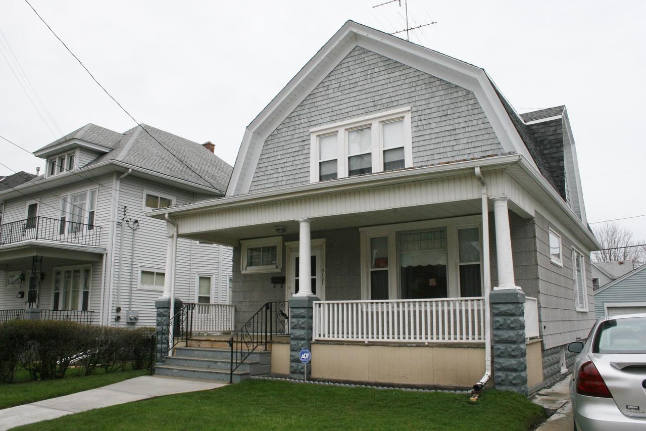 5121 22nd Ave, Kenosha, WI 53140