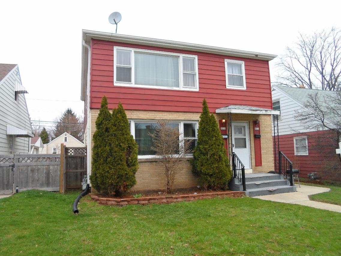 8016 W Congress St #8018, Milwaukee, WI 53218