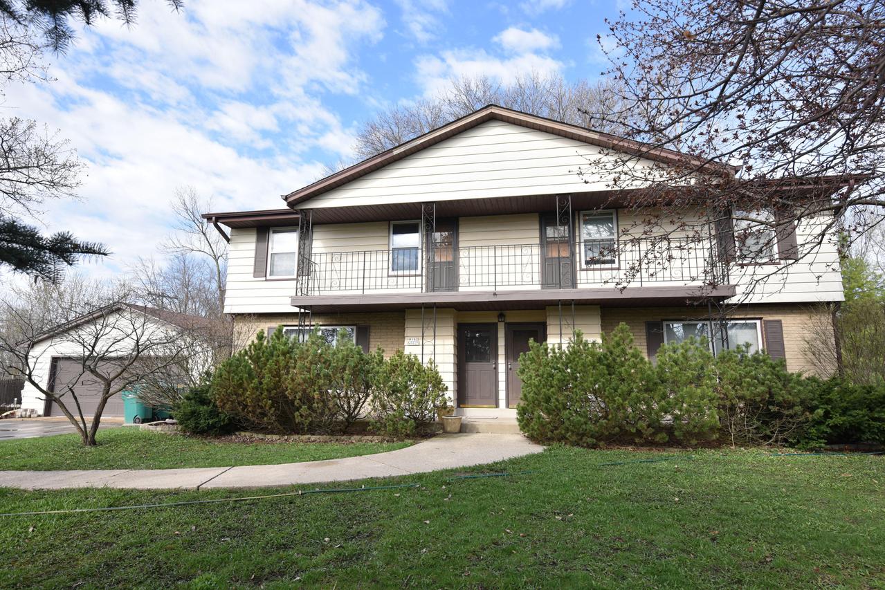 W162N9625 Mayflower Dr #9627, Germantown, WI 53022