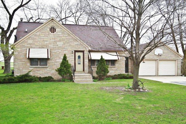 622 Elm St, Addison, WI 53002