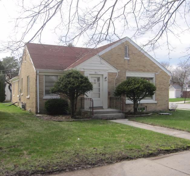 2204 S 14th St., Sheboygan, WI 53081