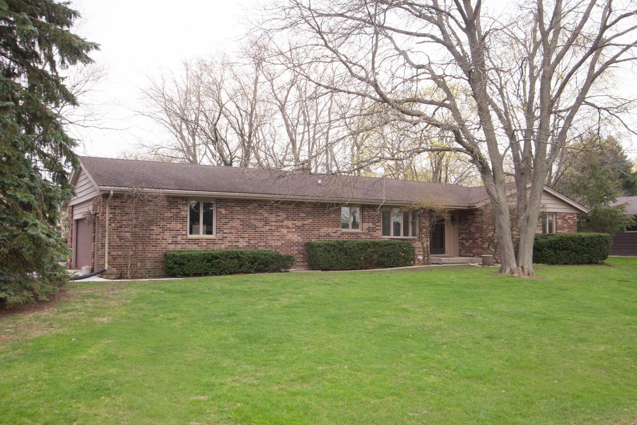 6001 Sunset Blvd, Mount Pleasant, WI 53406