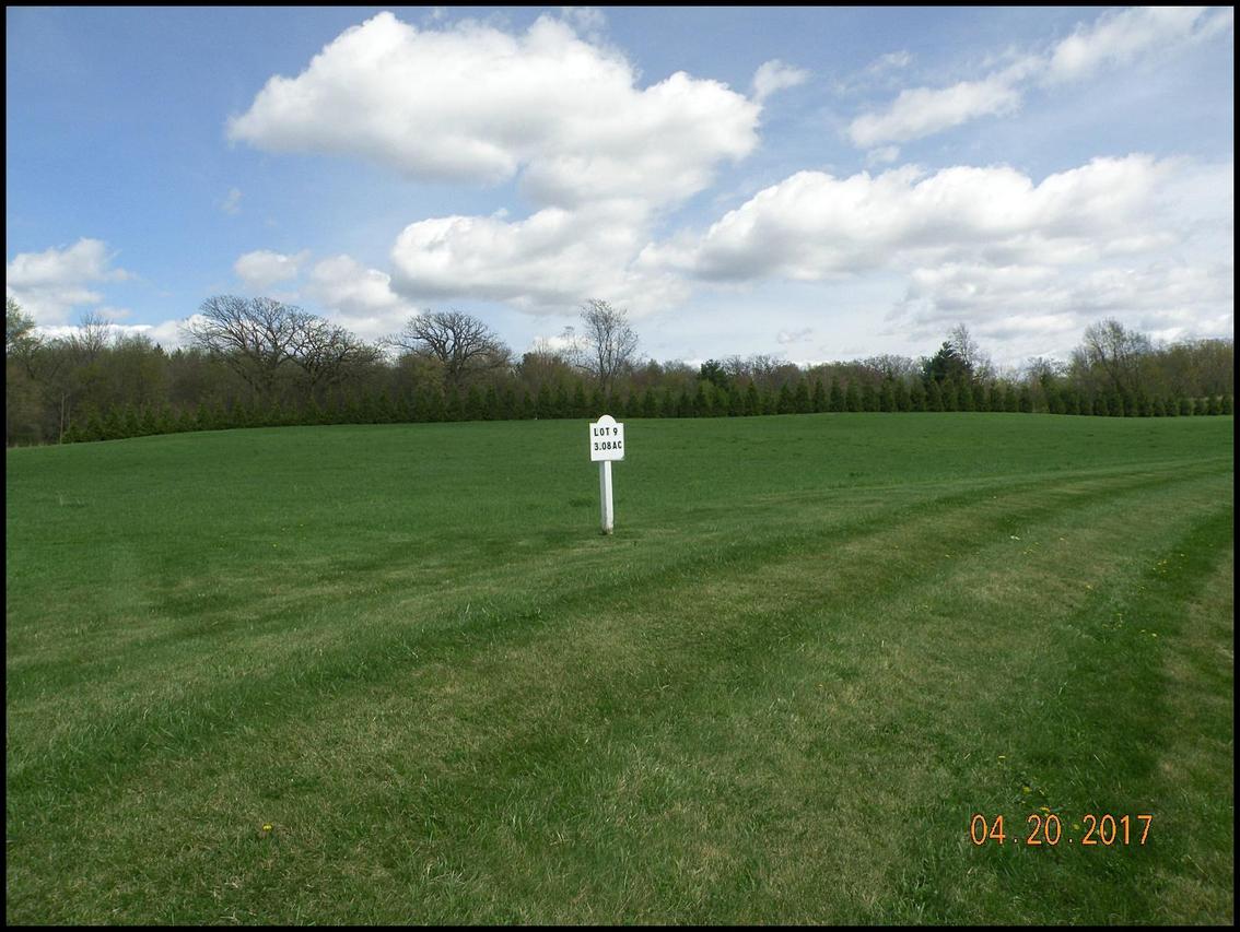 Lt 9 Majestic Way East, Twin Lakes, WI 53181