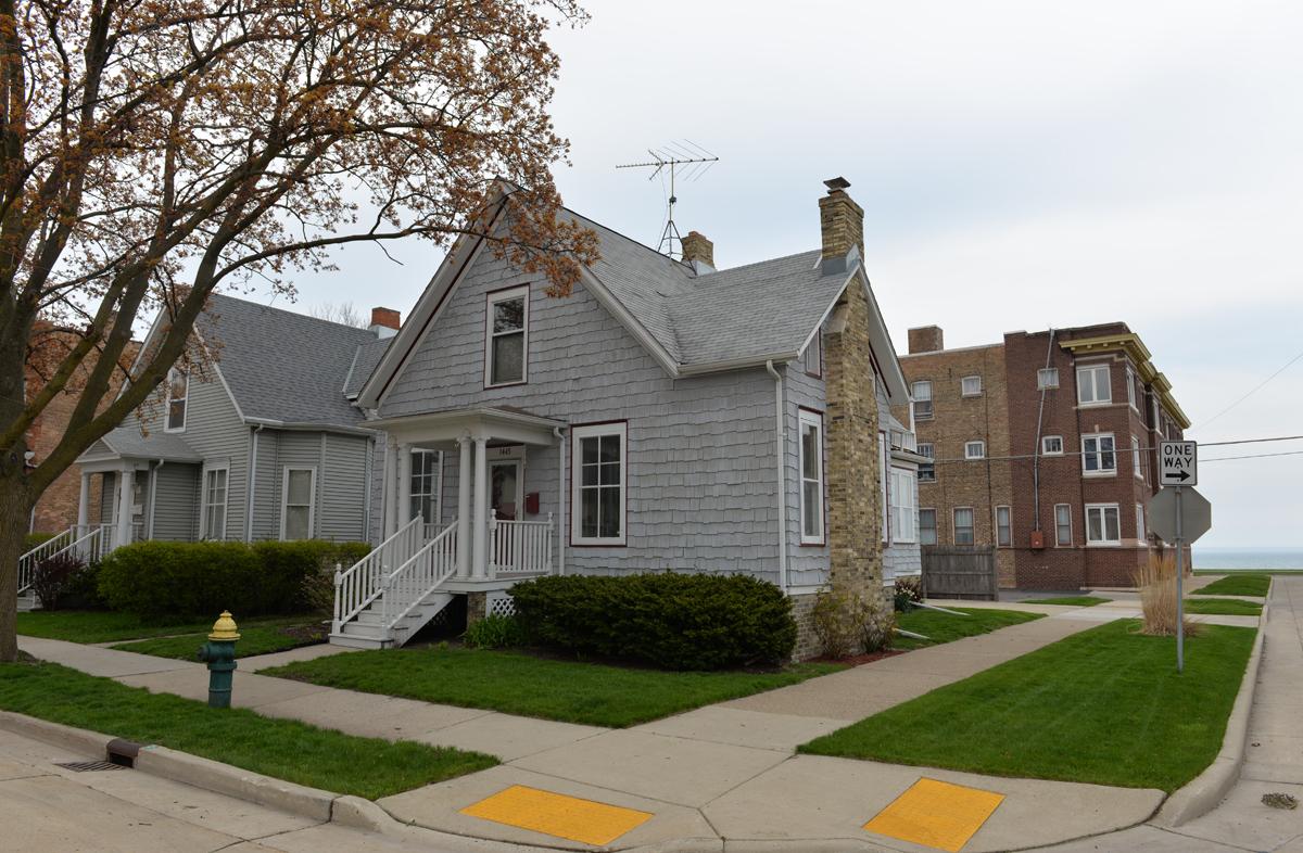 1445 Wisconsin Ave, Racine, WI 53403