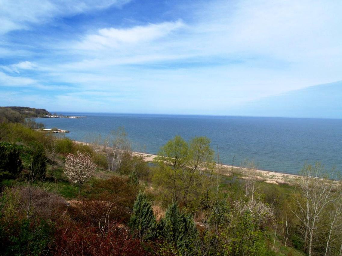 3709 3rd Ave, South Milwaukee, WI 53172