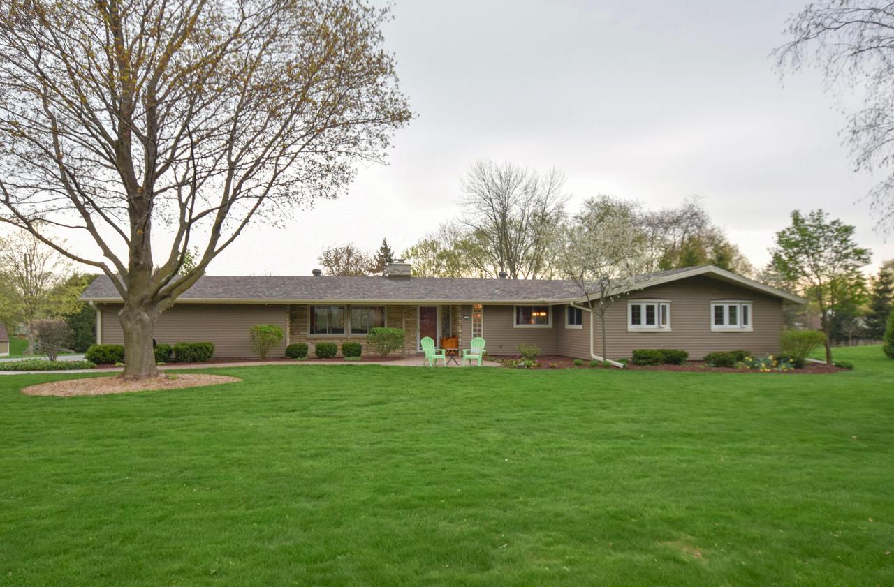 5750 S 92nd St., Greendale, WI 53130