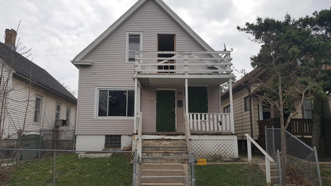 3618 N 25th St, Milwaukee, WI 53206
