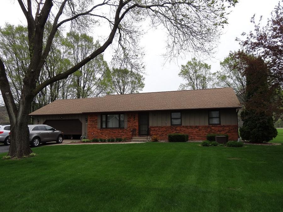 N8128 Terrace Rd., Holland, WI 54636
