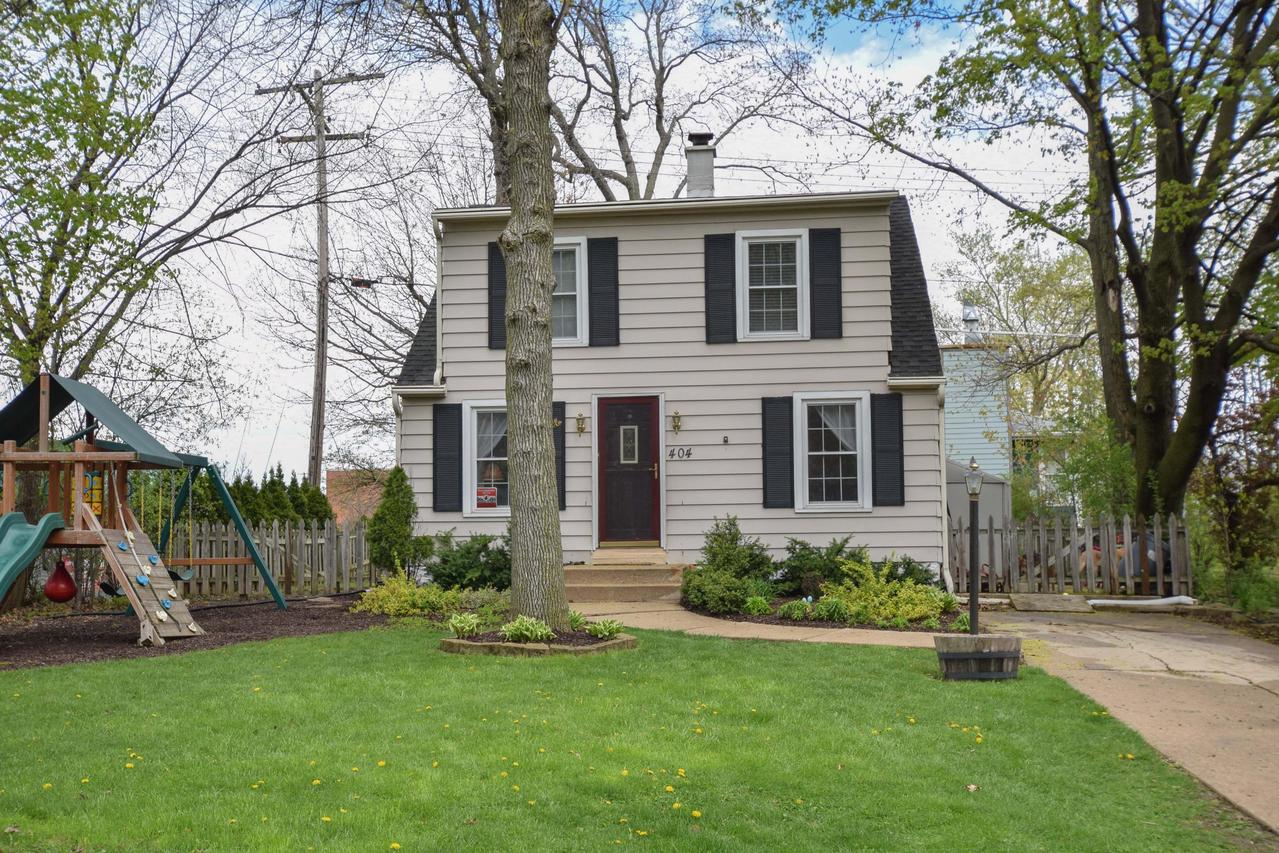 404 N 114th St., Wauwatosa, WI 53226