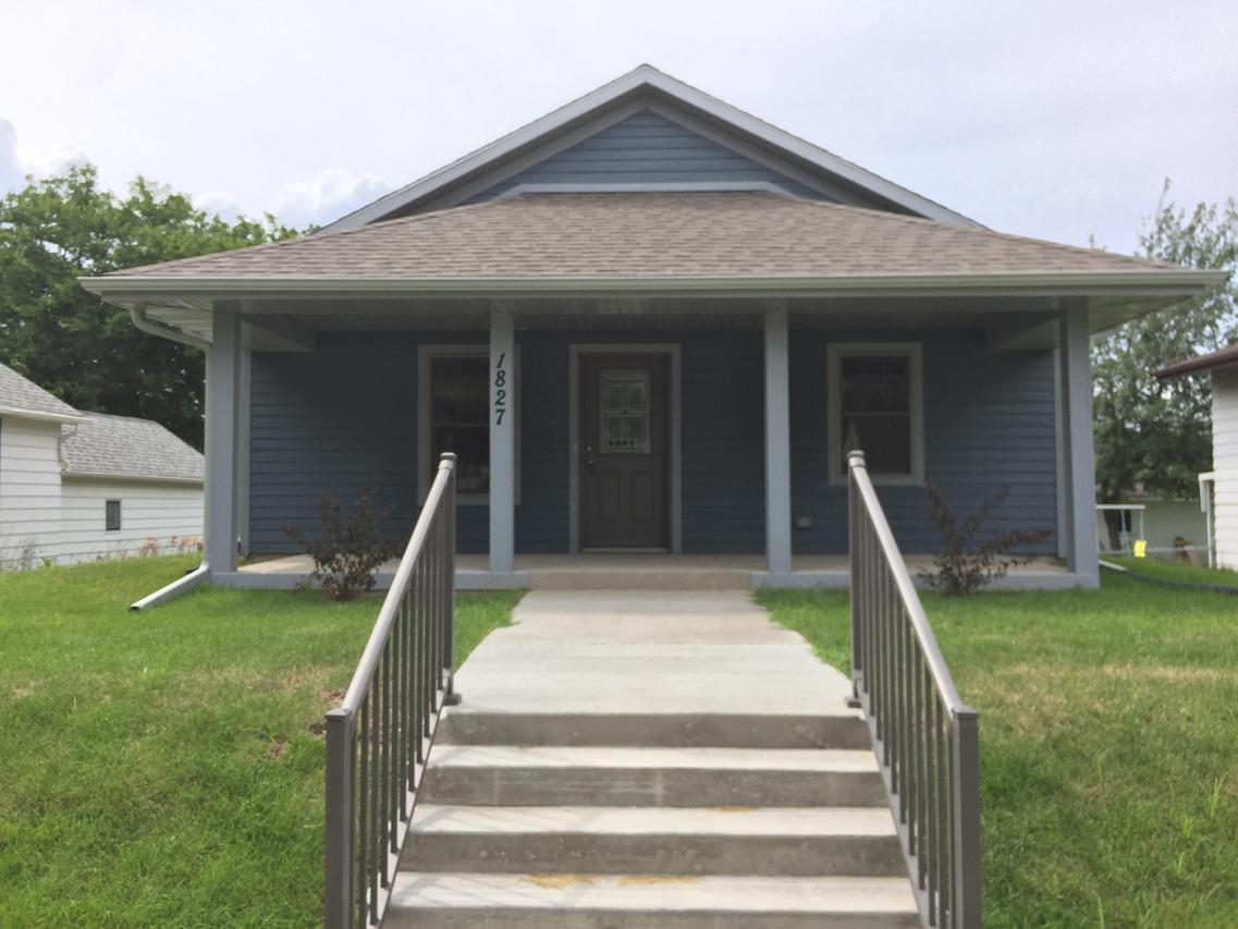 1827 Avon St., La Crosse, WI 54601