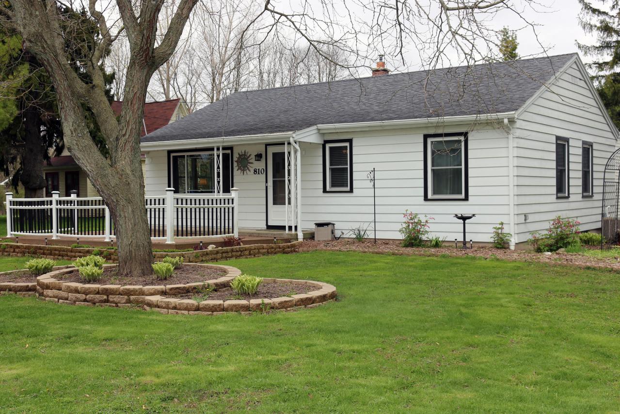 810 Pine St., Sheboygan Falls, WI 53085